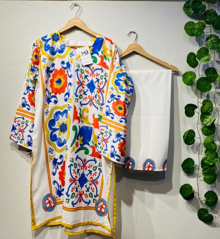 02 Piece Cort Set 18